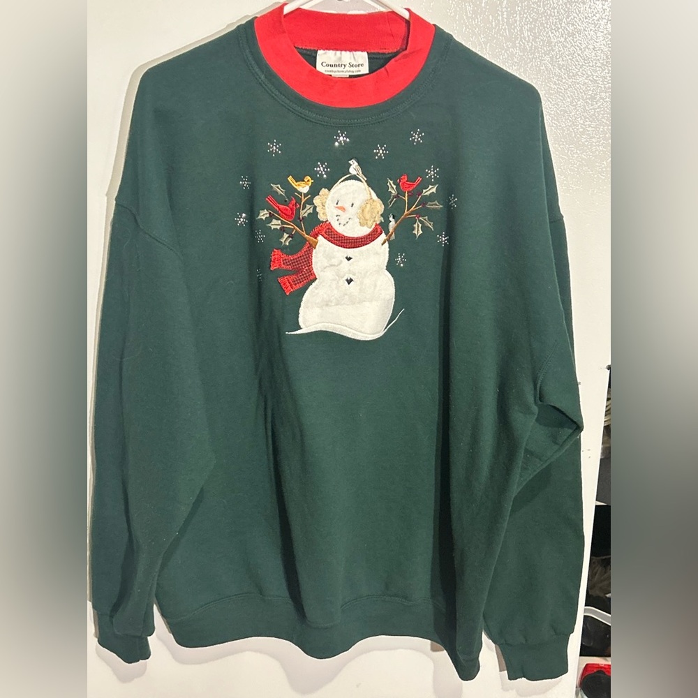 Appliqué-embroidered snowman welcomes friends among "jeweled" snowflakes size XL